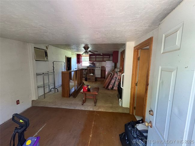Front doorway | Image 6