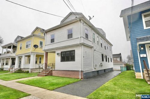 81 Berkeley Ave, Bloomfield, NJ, 07003-5701 | Card Image