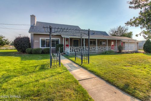 270 Cheyne Rd, Zillah, WA, 98953-9764 | Card Image