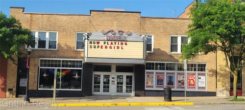 315 E Grand River Ave, Howell, MI, 48843-2322 | Card Image