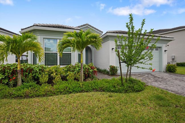 5469 Macoon Way, House other with 3 bedrooms, 3 bathrooms and null parking in Westlake FL | Image 8