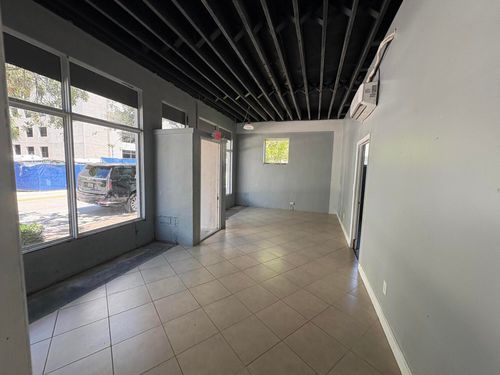 520 24th St, West Palm Beach, FL, 33407-5404 | Card Image