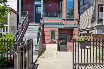 521 Union St, House other with 4 bedrooms, 3 bathrooms and 1 parking in Vancouver BC | Image 3