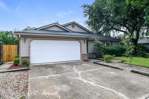 7744 Rockridge Drive W, Jacksonville, FL, 32244 | Card Image