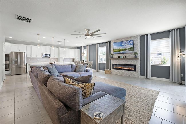 391 Cheeota Ct, House other with 5 bedrooms, 4 bathrooms and null parking in Minneola FL | Image 9