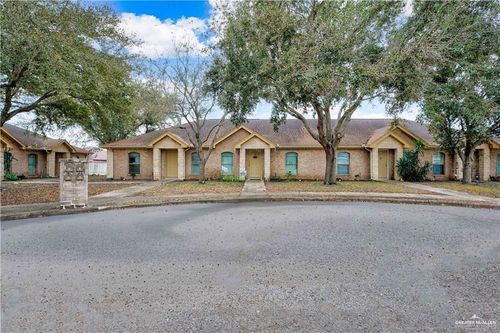 2402 Tahiti Dr, Edinburg, TX, 78541-3946 | Card Image