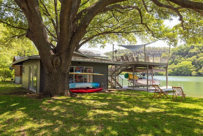 2401 Manana St, House other with 4 bedrooms, 4 bathrooms and 2 parking in Austin TX | Image 29