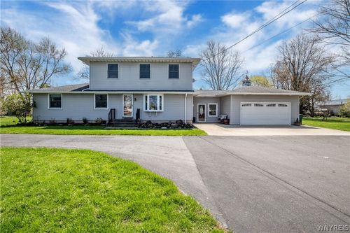 3878 Lockport Road, Wheatfield, NY, 14132 | Card Image