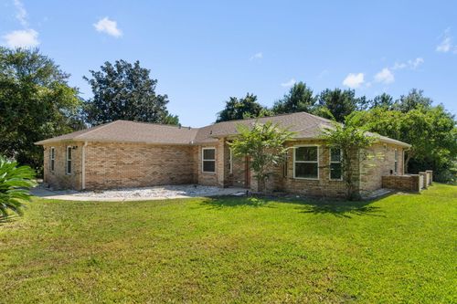 7401 Sandstone St, Navarre, FL, 32566-7613 | Card Image