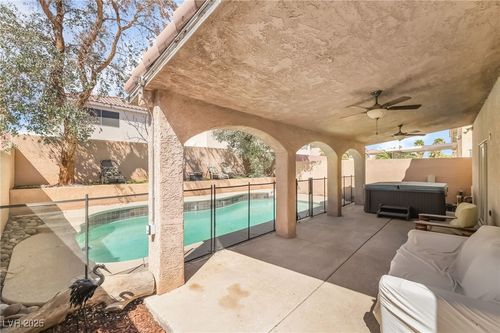 7527 Jacaranda Leaf St, Las Vegas, NV, 89139-5636 | Card Image