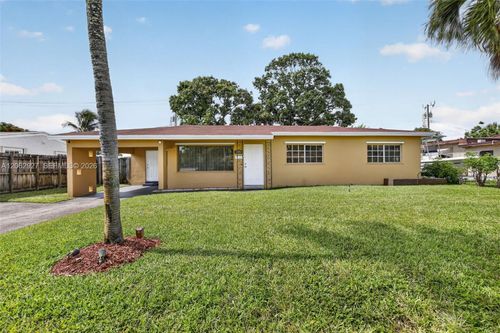 3221 Auburn Blvd, Fort Lauderdale, FL, 33312-1164 | Card Image