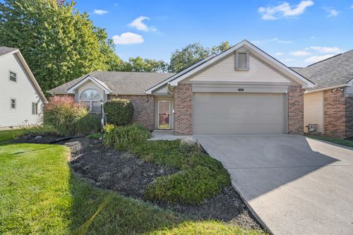 416 Woodside Place, Bellefontaine, OH, 43311 | Card Image
