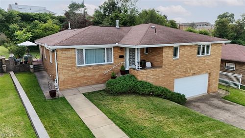 115 Forest Road, Weirton, WV, 26062 | Card Image