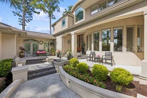 11 Foot Point Rd, Hilton Head Island, SC, 29928-3323 | Card Image