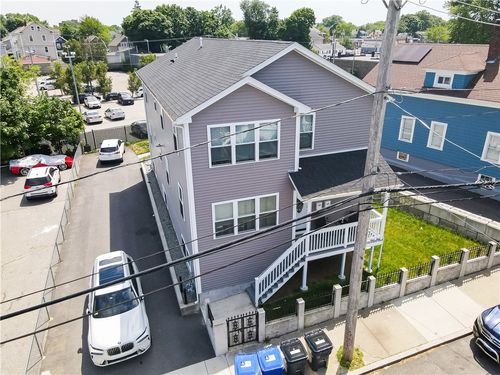 172 Baker Street, Providence, RI, 02905 | Card Image