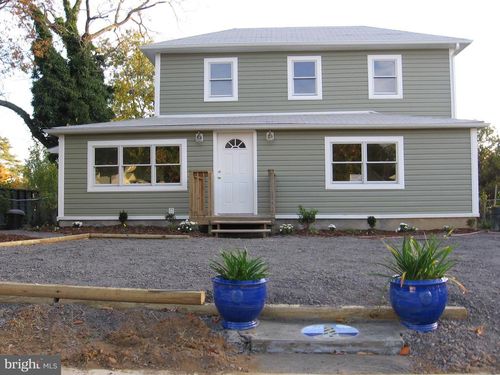 208 Colonial Ave, COLONIAL BEACH, VA, 22443-2206 | Card Image