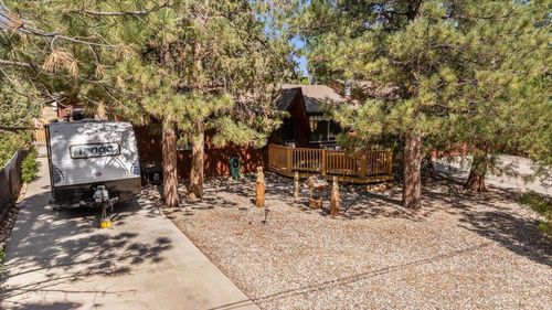 377 Brewer Way, Big Bear City, CA, 92314-9529 | Card Image