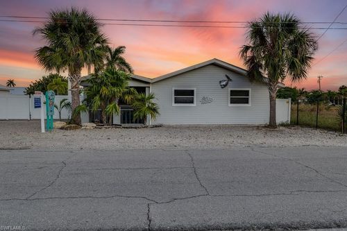 16040 Tortuga St, BOKEELIA, FL, 33922-1605 | Card Image