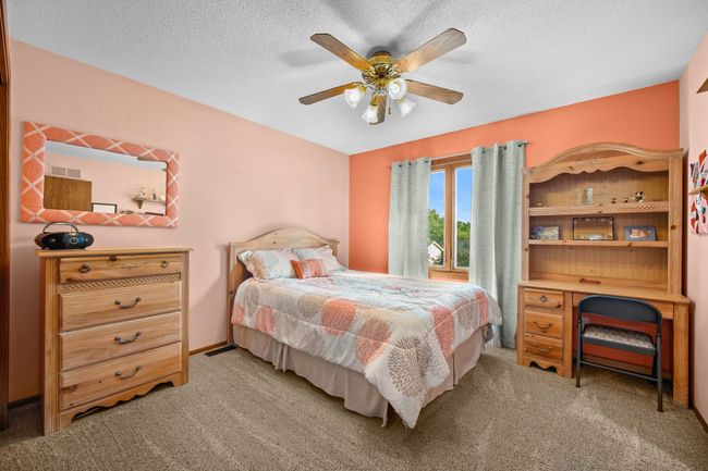 233 24 Th St, Home with 3 bedrooms, 3 bathrooms and null parking in West Des Moines IA | Image 20