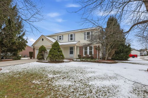 54173 Avondale Dr, New Baltimore, MI, 48047-1010 | Card Image