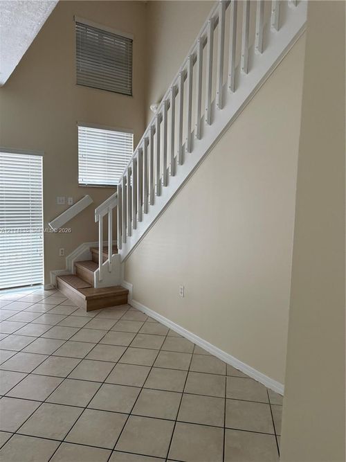 105-7-10245 Sw 154th Cir Ct, Miami, FL, 33196 | Card Image