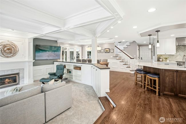 8150 Evergreen Ln, House other with 5 bedrooms, 4 bathrooms and 3 parking in Mercer Island WA | Image 9