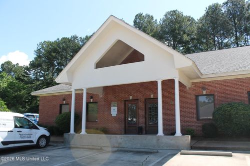 3-875 Northpark Dr, Ridgeland, MS, 39157-5238 | Card Image