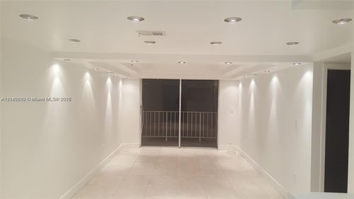 apt-525-1805 Sans Souci Blvd, North Miami, FL, 33181-3004 | Card Image