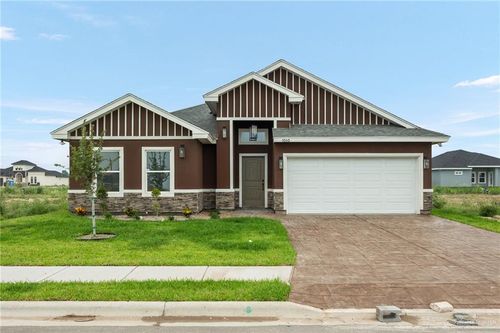1010 Azalea St, Mission, TX, 78573-2841 | Card Image