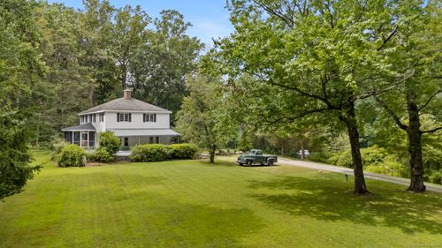 59 Snowberry Ln, New Canaan, CT, 06840-5226 | Card Image