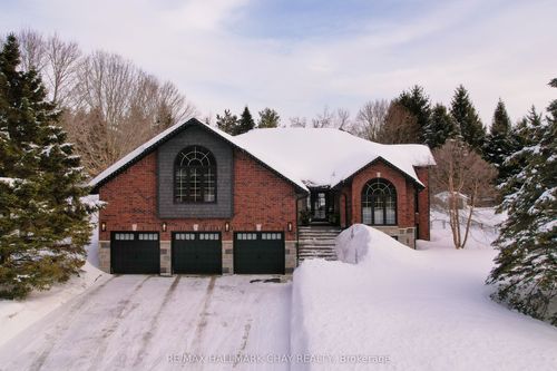 32 Forest Hill Dr, Midhurst, ON, L9X0J4 | Card Image