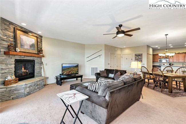 10C - 146 Pleasant Vw, Condo with 2 bedrooms, 2 bathrooms and null parking in Sugar Mountain NC | Image 14