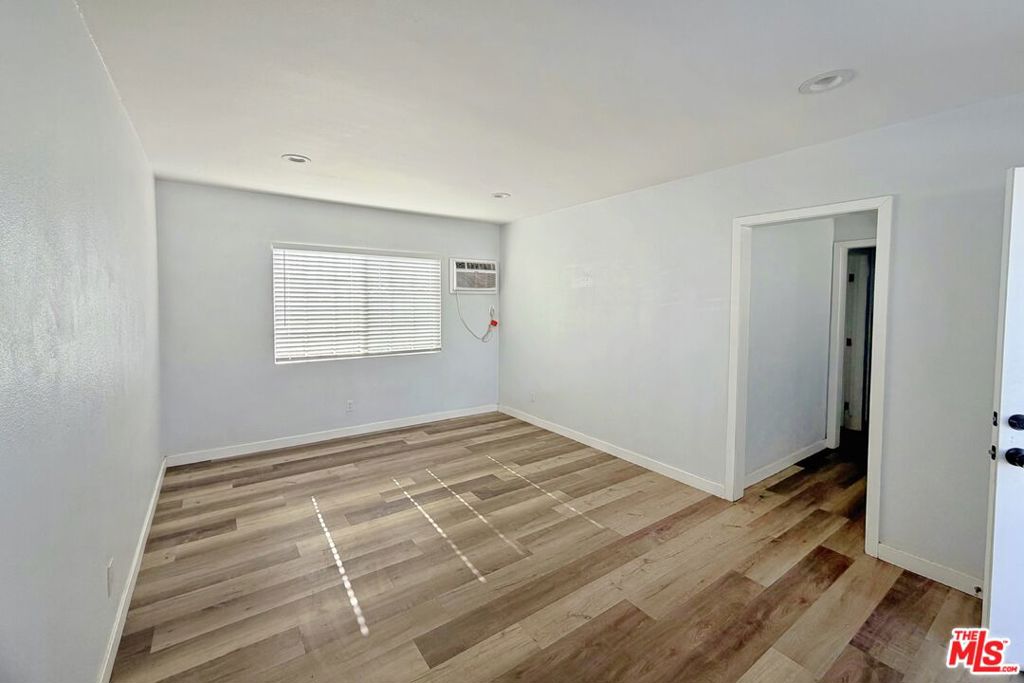 Residential Lease in Pomona 3