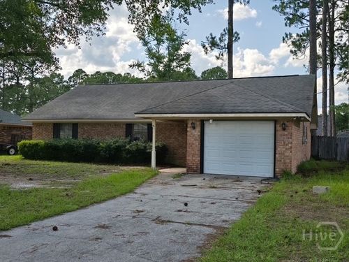 702 Friar Tuck Ln, Hinesville, GA, 31313-6316 | Card Image