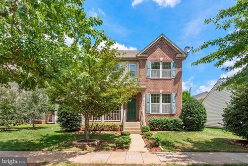 9939 Lake Jackson Dr, MANASSAS, VA, 20110-2122 | Card Image