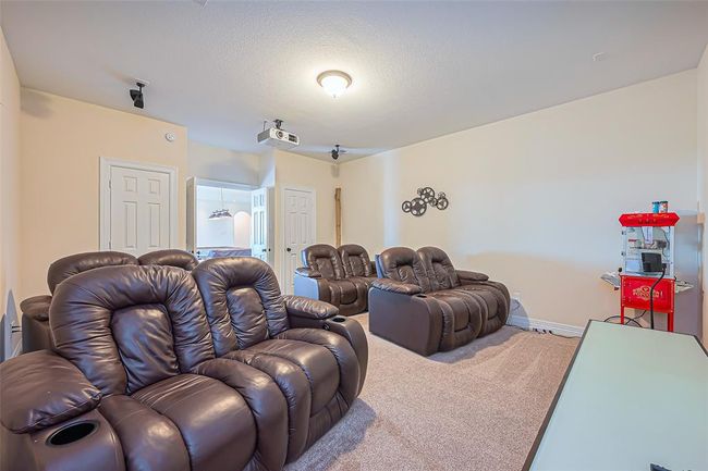 10018 Durango Path Ln, House other with 7 bedrooms, 4 bathrooms and 4 parking in Cypress TX | Image 41