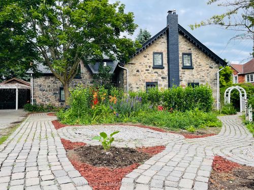 2319 Wildwood Cres, Pickering, ON, L1X2N1 | Card Image