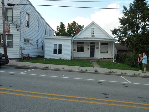 206 Depot St, Youngwood, PA, 15697-1618 | Card Image