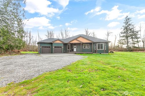 21070 Wildwood Pl, Sedro Woolley, WA, 98284-8830 | Card Image