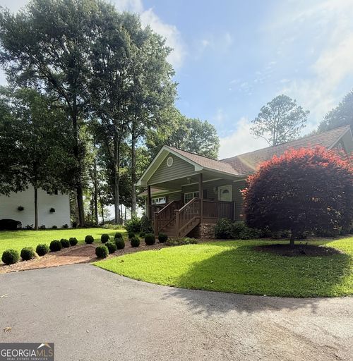 401 Stewart St, Carrollton, GA, 30117-2329 | Card Image