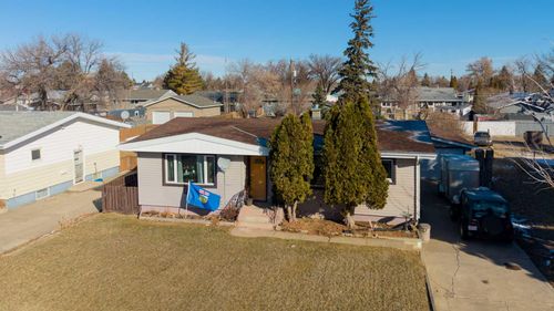 4921 55 Ave, Taber, AB, T1G1H4 | Card Image