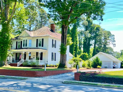 612 College St, Clinton, NC, 28328-3502 | Card Image