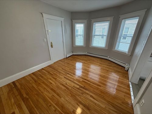 apt-9-4 Kingsley Ter, Lynn, MA, 01902-2972 | Card Image