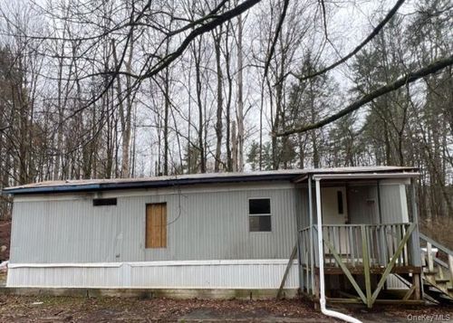 79-87 N Old Greenfield Rd, Ellenville, NY, 12428-5459 | Card Image