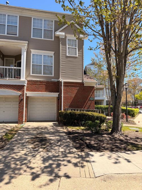 g-1001-14401 Hampshire Hall Ct, UPPER MARLBORO, MD, 20772-2953 | Card Image