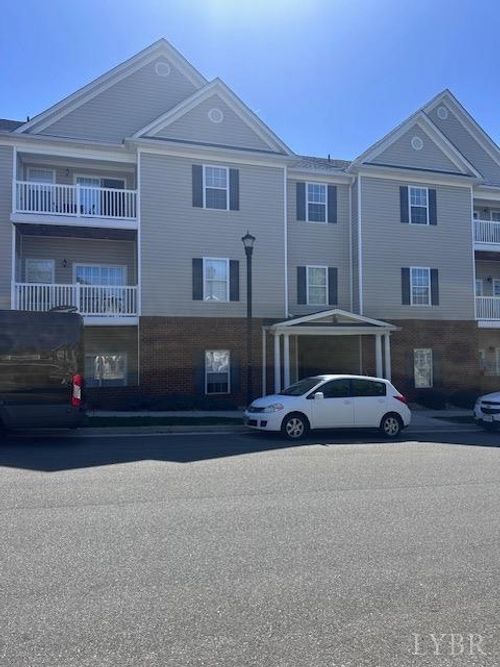 unit-302-206 Capstone Dr, Lynchburg, VA, 24502-5166 | Card Image