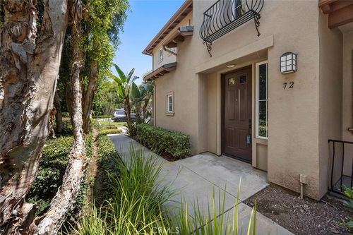 27-72 Salton, Irvine, CA, 92602-2425 | Card Image
