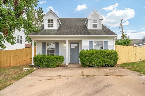 2522 W Ash Pl, Rogers, AR, 72758-4882 | Card Image