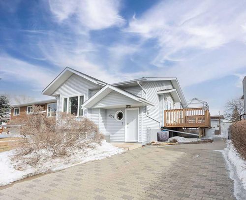 609 22 St, Wainwright, AB, T9W1J1 | Card Image