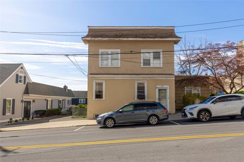 327 Halstead Ave, Harrison, NY, 10528-3792 | Card Image